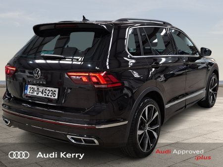 2023 Volkswagen Tiguan 2.0 TDI R LINE SA 5DR A €40,900 thumbnail
