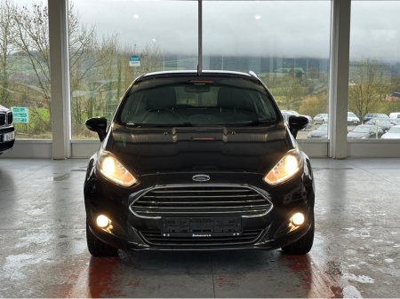 2017 Ford Fiesta ZETEC 1.2 petrol 60 bhp manual €9,950