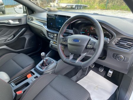 2023 Ford Focus ST Line..Parking Pack/ Winter pack €25,950 thumbnail