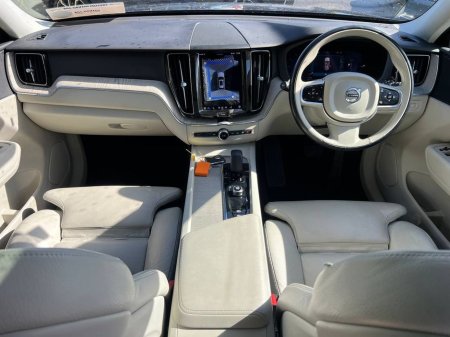 2023 Volvo XC60 - thumbnail 12