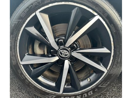 2018 Toyota Auris 1.8 HYBRID LUNA SPORT 136BHP AUTO LOW KM €16,450 thumbnail