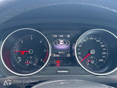 2017 Volkswagen Tiguan - thumbnail 17