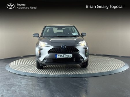 2023 Toyota Yaris Cross HYBRID LUNA €27,950 thumbnail