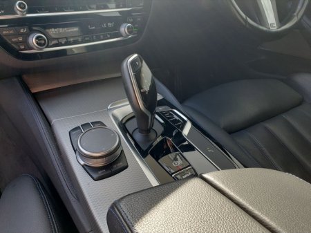 2020 BMW 5 Series - thumbnail 10