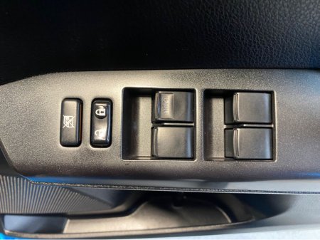 2017 Toyota Rav4 RAV4 2.0 D-4D LUNA SPORT 4DR €14,950 thumbnail