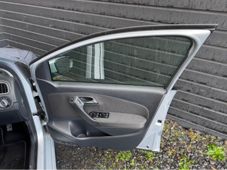 2012 Volkswagen Polo 1.2 TSI AUTO €7,995 thumbnail