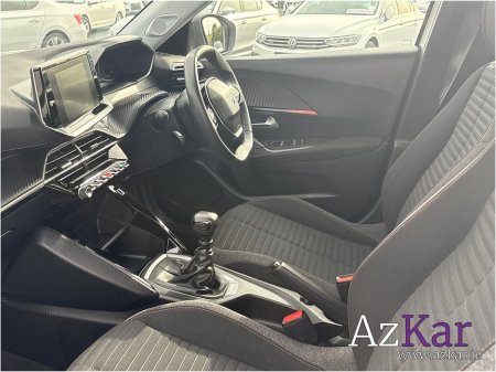 2022 Peugeot 2008 - thumbnail 14