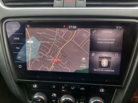 2020 Skoda Octavia - thumbnail 37