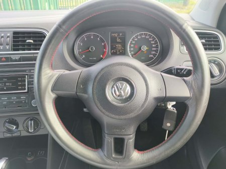 2011 Volkswagen Polo - thumbnail 10