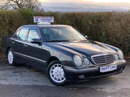 2000 Mercedes-Benz E Class E 200 KOMPRESSOR 4DR AUTO €4,000