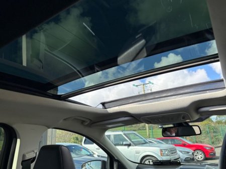 2018 Ford Kuga - thumbnail 30