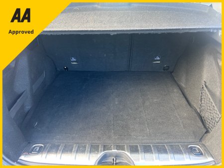 2019 Peugeot 2008 2019 PEUGEOT 2008 1.2 PETROL AUTO PAN ROOF €13,950 thumbnail