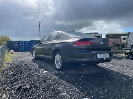 2018 Volkswagen Passat - photo 4