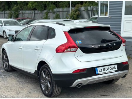 2015 Volvo V40 Cross Country - thumbnail 10