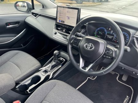 2024 Toyota Corolla COROLLA LUNA SALOON €27,950 thumbnail