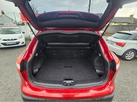 2016 Nissan Qashqai 1.2 SV MY16 NC E6 4DR €11,950 thumbnail