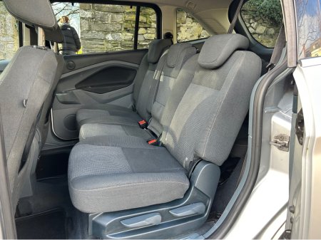 2014 Ford C-Max 1.6 TDCI ZETEC 115 115PS 5DR €7,995 thumbnail