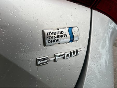 2021 Toyota Prius S 4WD AUTOMATIC HYBRID 1.8 PETROL //KEYLESS ENTRY//REVERSE CAMERA//ADAPTIVE CRUISE CONTROL// €19,950 thumbnail