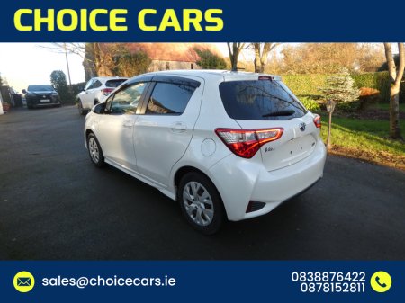 2017 Toyota Vitz 1.5 AUTO HYBRID LOW MILEAGE €11,750 thumbnail