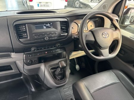 2021 Toyota Proace - thumbnail 8