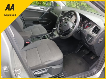 2017 Volkswagen Golf 1.2 TSI COMFORTLINE PLUS COMPREHENSIVE SERVICE HISTORY (9 STAMPS) ONLY 74,146kms FACTORY IMMOBILISER PUSH BUTTON START PROXIMITY KEY MULTI-FUNCTION STEERING WHEEL ALLOY WHEELS NCT ROADTAX €17,695 thumbnail