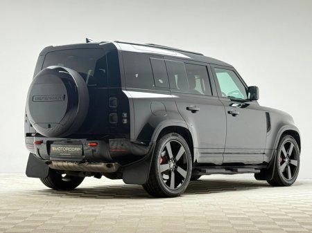 2023 Land Rover Defender X P400E FLAGSHIP MODEL €87,990 thumbnail