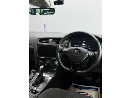 2018 Volkswagen Golf - thumbnail 10