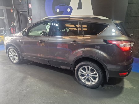 2017 Ford Kuga - thumbnail 5