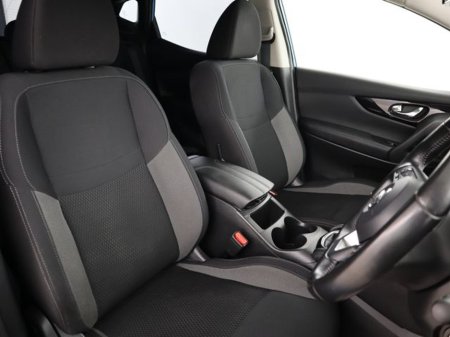 2019 Nissan Qashqai  €14,495 thumbnail