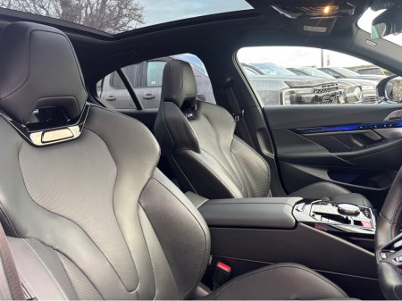 2025 BMW M5 M5 4.4 V8 727 BHP PLUG-IN HYBRID €127,900 thumbnail