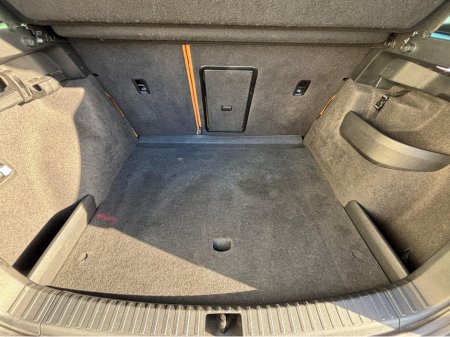 2019 Skoda Karoq STYLE 2.0 TDI 150HP 4DR €21,950 thumbnail