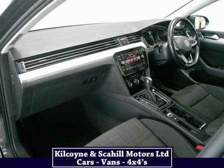 2021 Volkswagen Passat SE NAV TDI S-A DSG thumbnail