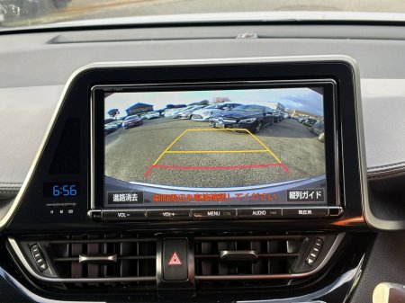 2017 Toyota C-HR 1.8 Petrol Hybrid Auto €18,950 thumbnail