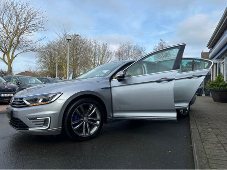 2018 Volkswagen Passat - thumbnail 29