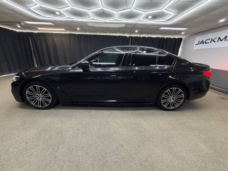 2019 BMW 5 Series - thumbnail 6