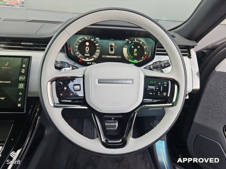 2025 Land Rover Range Rover Sport 3.0 PHEV 460PS R-Dynamic SE €124,950 thumbnail