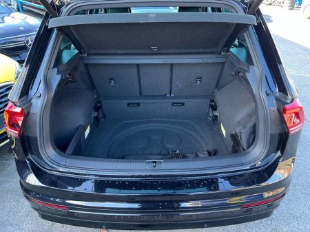 2020 Volkswagen Tiguan - thumbnail 14