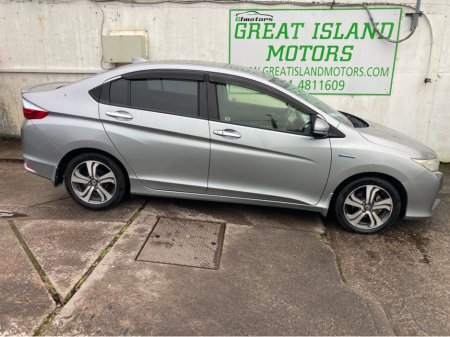 2015 Honda Grace  €13,250