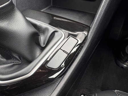 2025 Kia Sportage - thumbnail 7