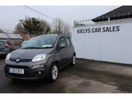 2017 Fiat Panda - view 2