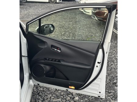 2021 Toyota Prius - thumbnail 7