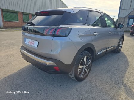 2022 Peugeot 3008 - photo 2