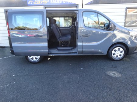 2023 Renault Trafic - thumbnail 9