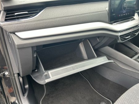 2023 Skoda Octavia - thumbnail 13