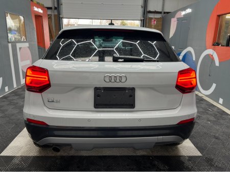 2019 Audi Q2 - thumbnail 3
