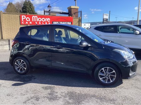 2017 Hyundai i10 - thumbnail 3