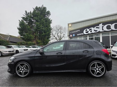 2013 Mercedes-Benz A Class A180 AMG INTERIOR HALF LEATHER - ALCANTARA SEATS / HI SPEC / LOW ROAD TAX BAND / SIMI DEALER thumbnail