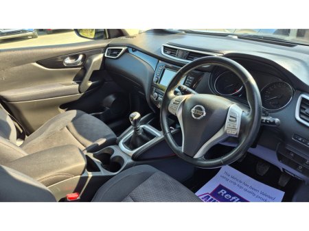 2014 Nissan Qashqai - thumbnail 14