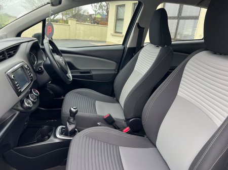 2018 Toyota Yaris 1.0 VVT-i 5Dr Luna €13,450 thumbnail