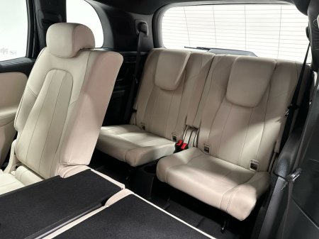 2025 Mercedes-Benz GLB GLB200 D Progressive Line + *Saving €8,748 from new price* €61,900 thumbnail